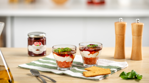 Vasitos de crema de queso con salmón ahumado