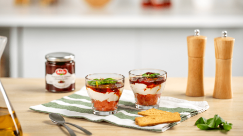 Vasitos de crema de queso con salmón ahumado