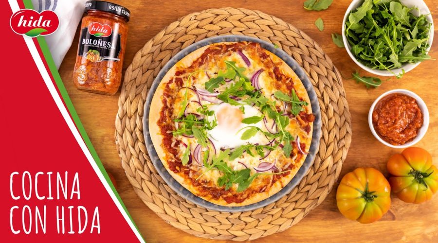 Receta-de-pizza-bolonesa-con-huevo-y-rucula-Hida-Alimentacion