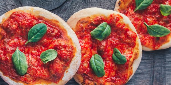 mini-pizzas-con-tomate-frito